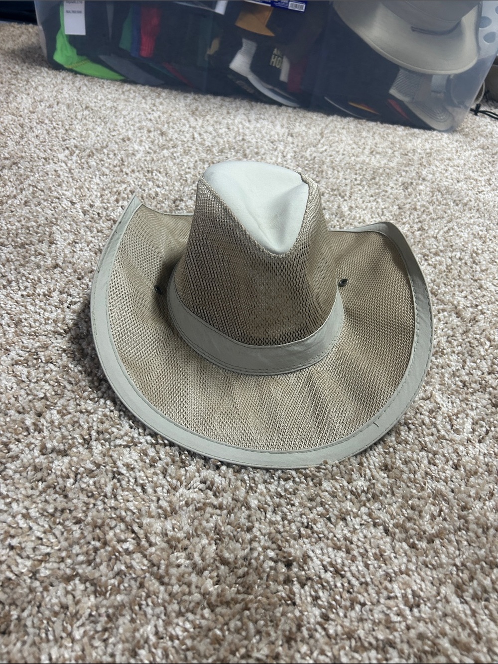 Panama Jack Men's Mesh Safari Hat in Light Tan and Cream